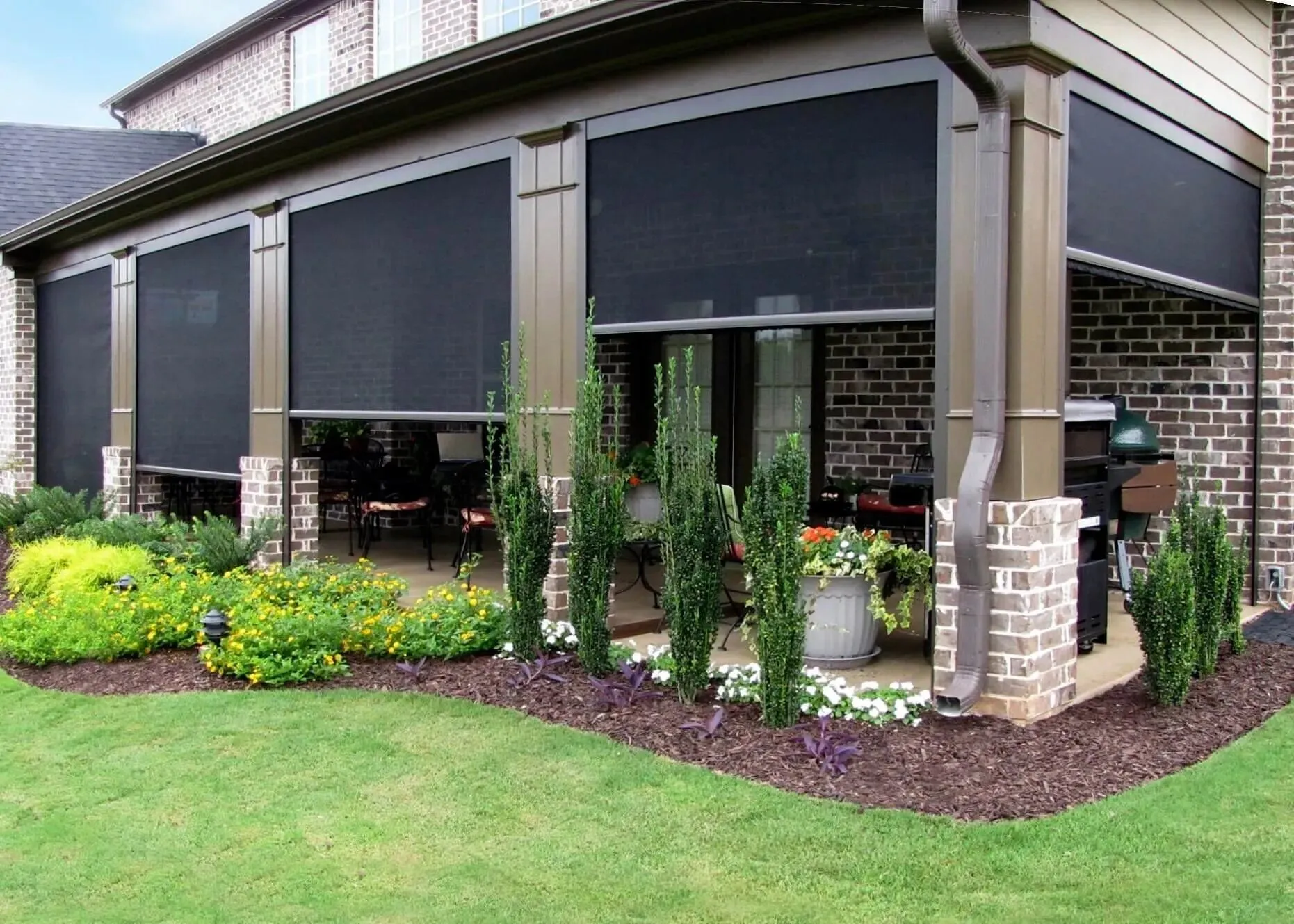 Five Reasons You Should Install Shades on House Windows