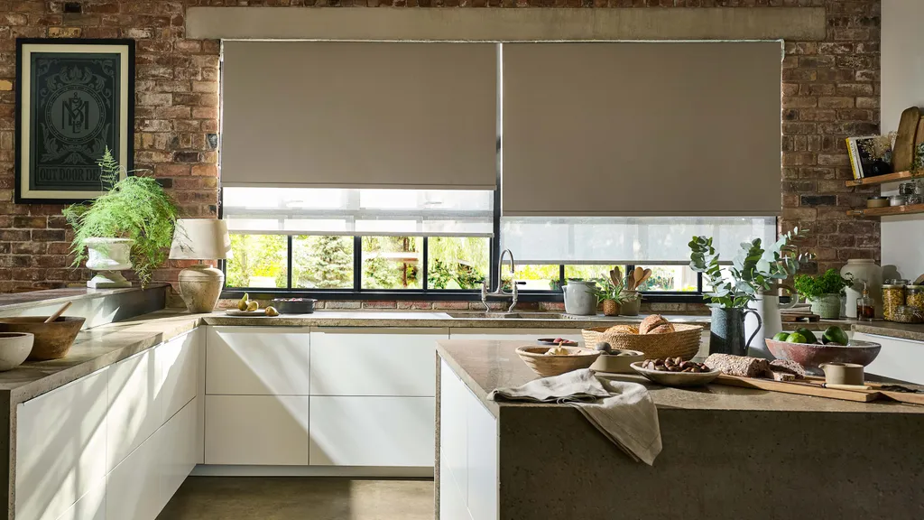How Do You Choose the Best Blinds for the Kitchen and Bathroom